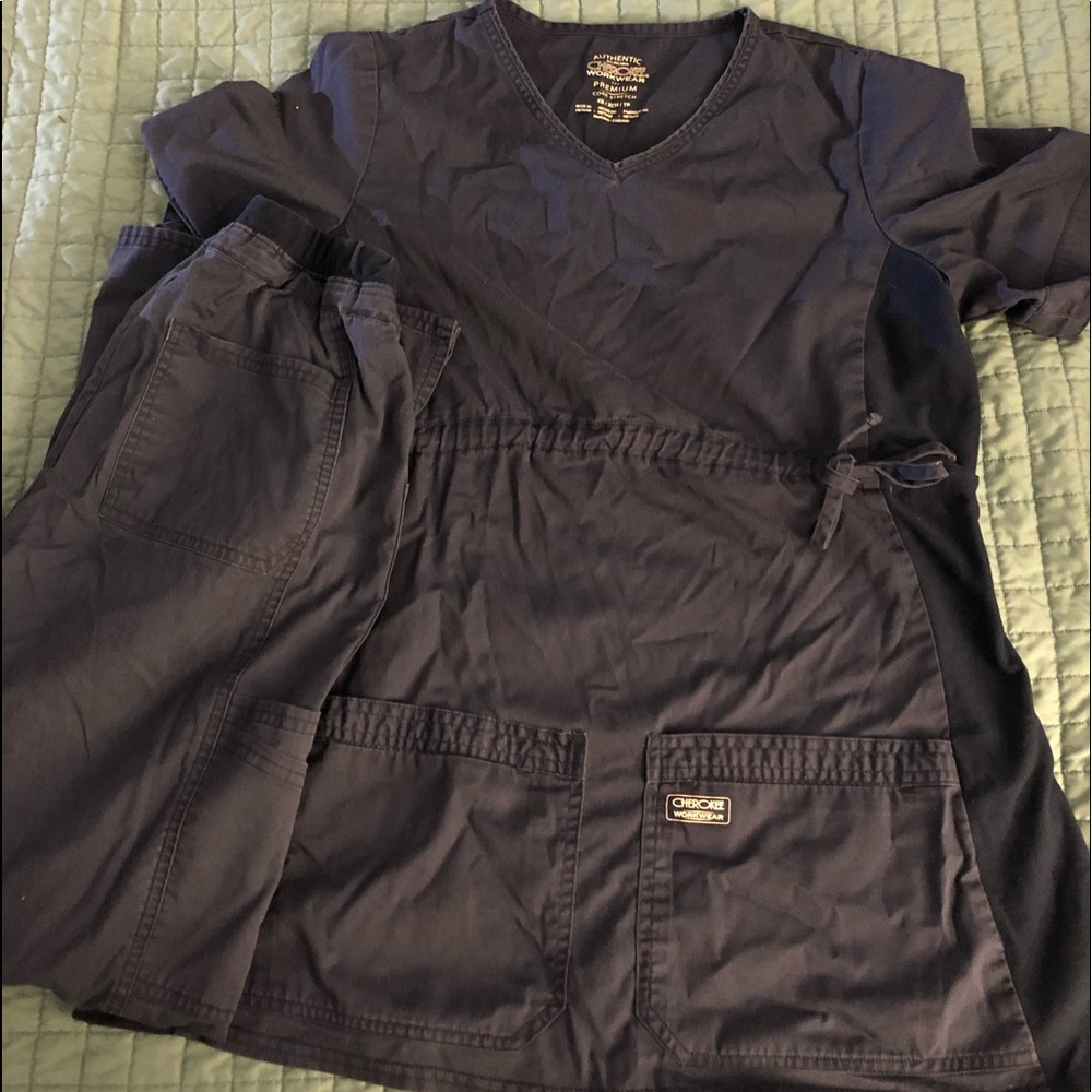 Cherokee Petite Scrub Set